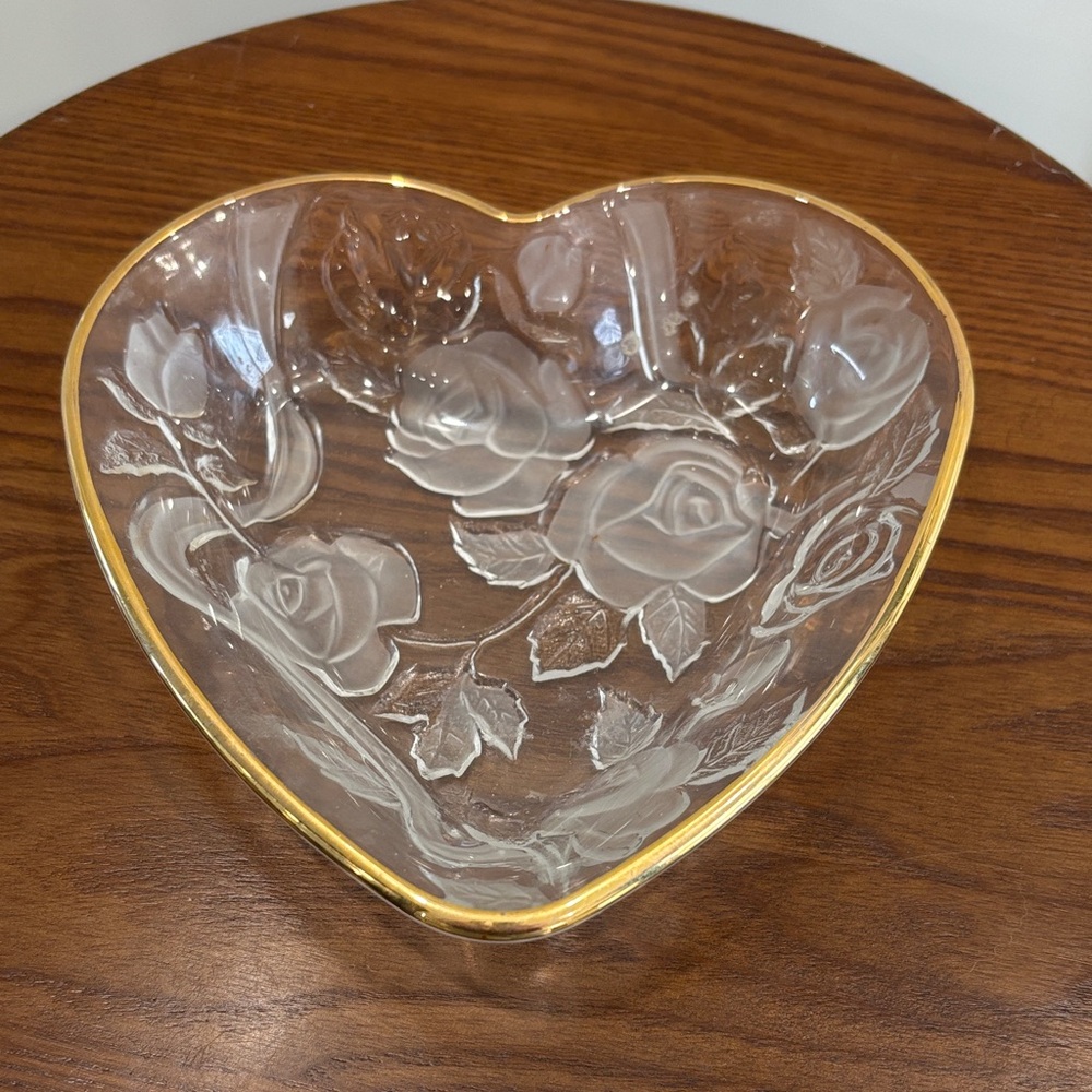 Heart-Shaped Glass Bowl with Gold Trim - Clear Floral Design